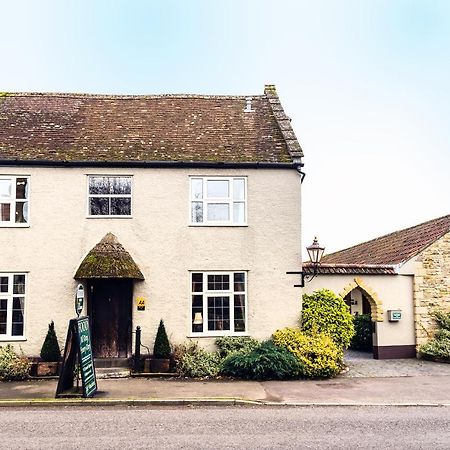 The Half Moon Inn And Country Lodge Yeovil Exterior foto